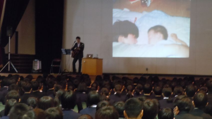 松江私立第二中学校での講演風景